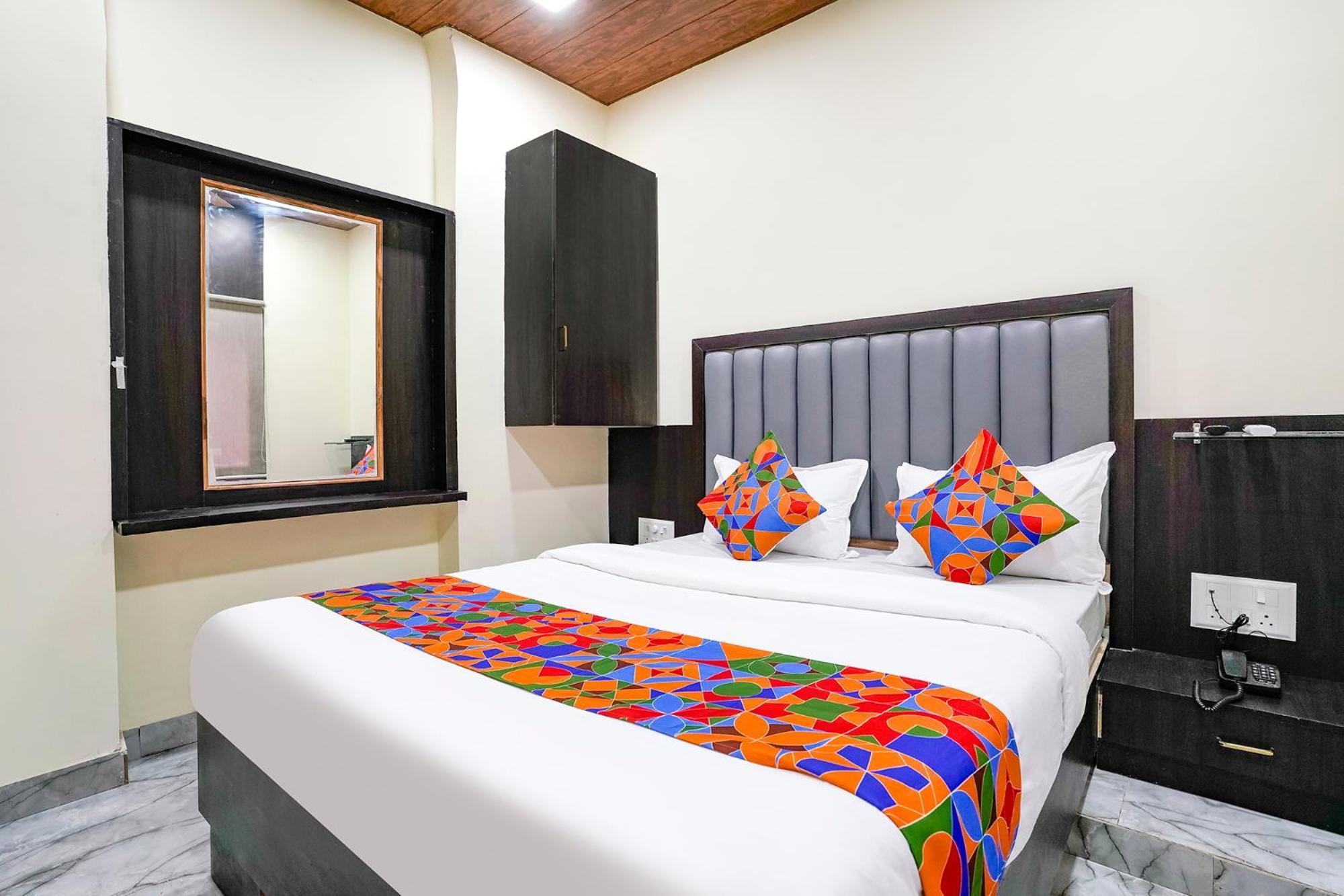 Fabexpress Gulshan Grand - Nr Gateway Of India Mumbai Exterior foto